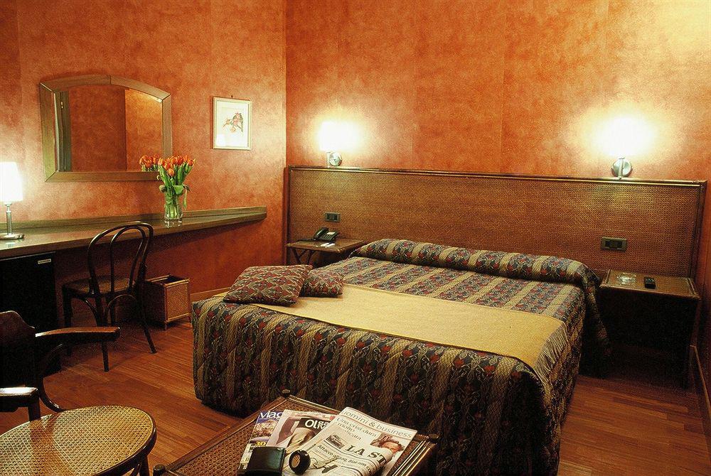 Ariosto Hotel Milánó Szoba fotó