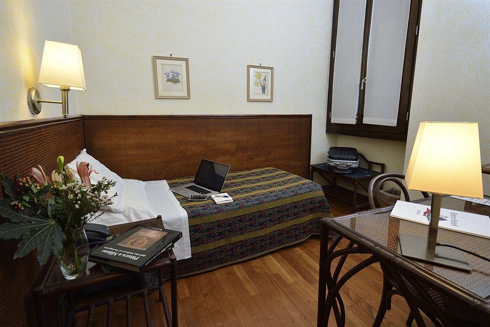Ariosto Hotel Milánó Kültér fotó