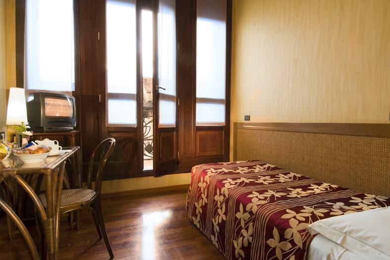 Ariosto Hotel Milánó Kültér fotó